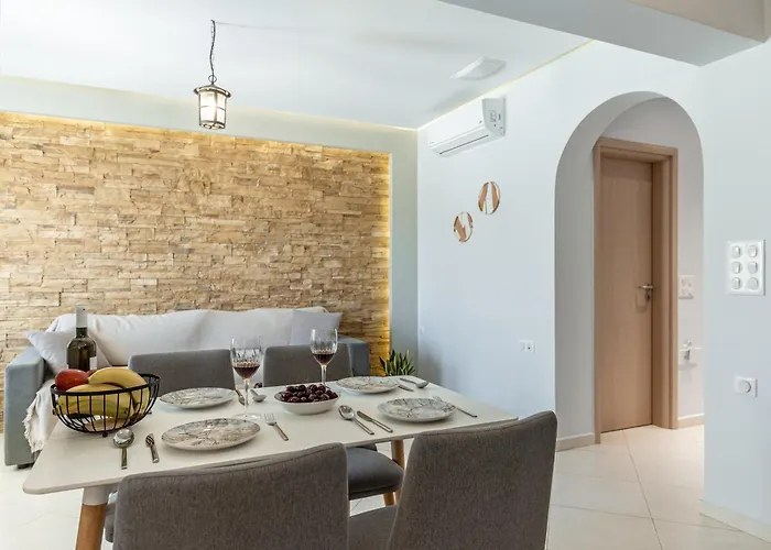 Iliopetra Naxos City