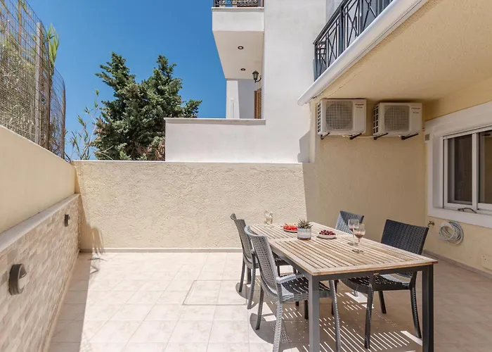 Iliopetra Apartment